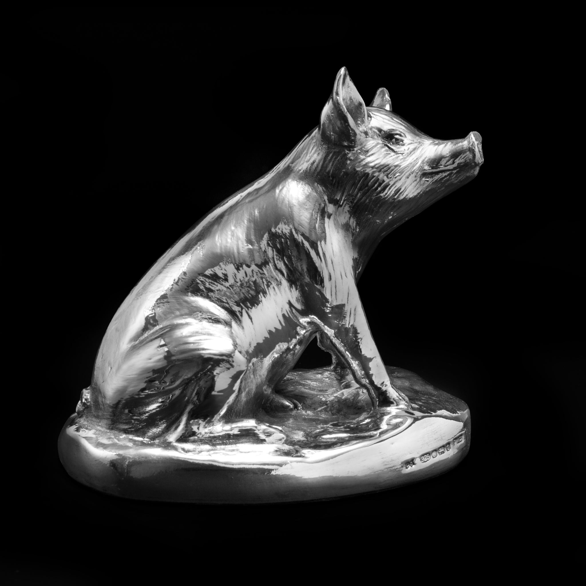 Sterling Silver Pig ornament. With gift box. Hallmarked. Free